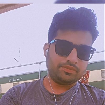 Computer science student at university of sindh 🎓💻 | Javascript | Nodejs | Web development 🧑💻