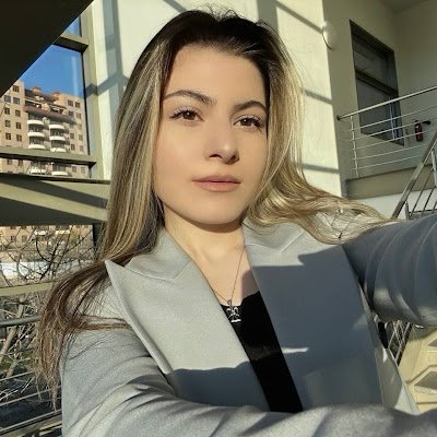 KarineAbra33758's profile picture. 