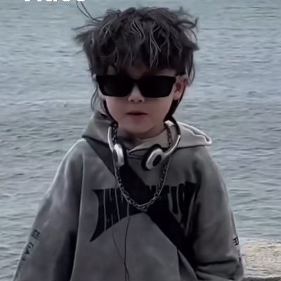 Ticola456's profile picture. 