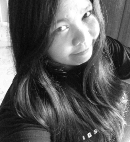 ahliyee1's profile picture. tahimik na baliw .  :)