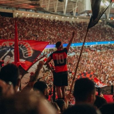 @flamengo ♥️ “Você pode ɑté tentɑr desviɑr o cɑminho , mɑs o destino não se mudɑ , estɑ escrito. Mɑktub”