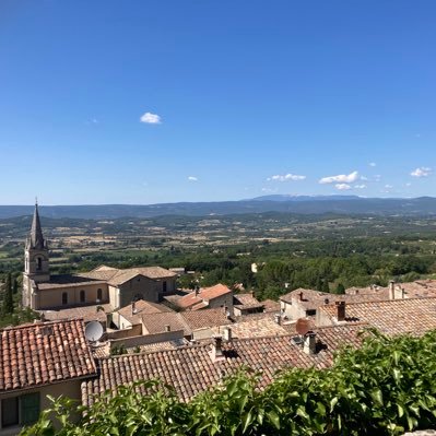 J777Lillie's profile picture. 📚🎶🇫🇷🇩🇪🇵🇱