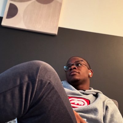 Senior Software Engineer | SaaS, Generative AI, & Full-stack Engineering 🇳🇬 | ex: @andela @thezebraco