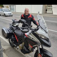 lucio (@lucio5861122132) 's Twitter Profile