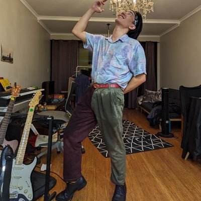 Physics grad, value investing zoomer, pole dancer, professional Excel monkey,