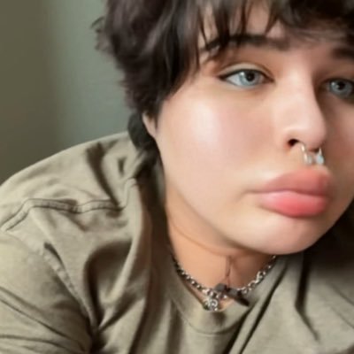19 5,5 California,Gamer FemBoy, OF In Linktree Below (Respond to subscribers More) 5 dollar dm fee on here @nenelima67