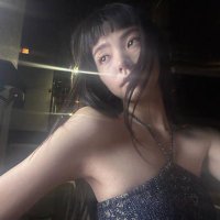 Dina (@emptyypetals) 's Twitter Profile