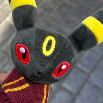 ikwtnntk's profile picture. ポケモン、ケモノが好き 絵練習中 ブラッキー/プロ体のネムス🌙推し オリキャラ作ってみたい 着ぐるみも着てみたいぞ