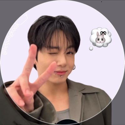 letjungkook___7's profile picture. 𝖡𝖳𝖲 𝖩𝗎𝗇𝗀𝗄𝗈𝗈𝗄 🐰💜 ⌇ 𝟫𝟪 ⌇ 𝖧𝗈𝗄𝗄𝖺𝗂𝖽𝗈 ⌇ 渡韓 ✈️🇰🇷 °𖤐⸜ 𝖬𝗒 𝗅𝗂𝖿𝖾 𝗂𝗌 𝖽𝗒𝖾𝖽 𝗂𝗇 𝖩𝗎𝗇𝗀𝗄𝗈𝗈𝗄'𝗌 𝖦𝖮𝖫𝖣𝖤𝖭 𝖬𝗈𝗆𝖾𝗇𝗍𝗌' ⸝𖤐°