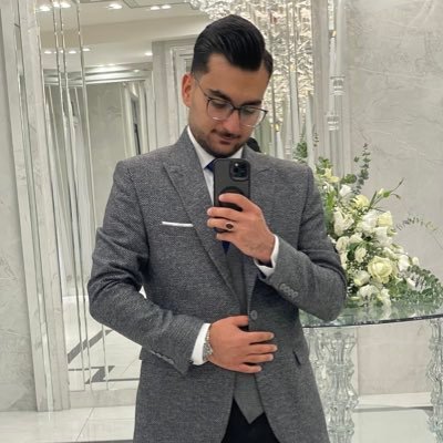 MimHamm's profile picture. خستم ولی ادامه میدم- ارزشی نیستم.