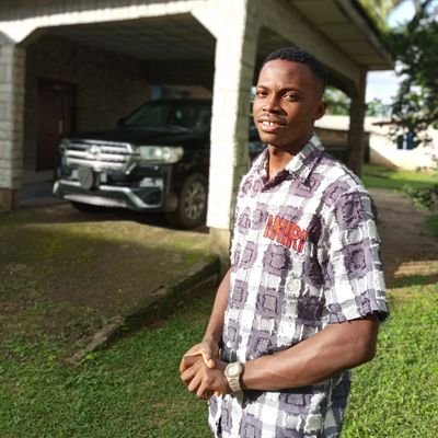 Sund36869Sunday's profile picture. 