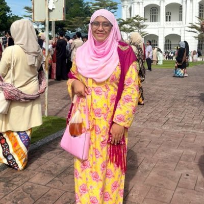 A mosaic exhibition in human form. Bismillah, do the best, tawakkal, jalan.