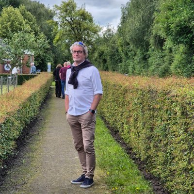 Kernenergie. Israel. Taiwan. Sportschool. Beetje beleggen. J.K.Rowling. Lezen,musea,theater. Whisky. Apple TV/Apple Music. Liever een deugniet dan een deugneus.