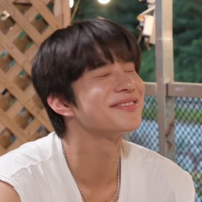 youngyoug219's profile picture. 구독계 127