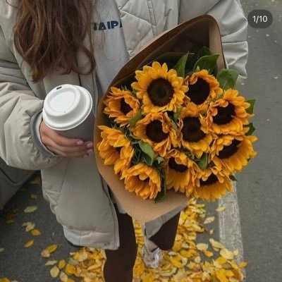 إلهي بِفاطِمَة وأبِيها وبعلِها وبَنيها والسِّر المُستودَعِ فيها🖤