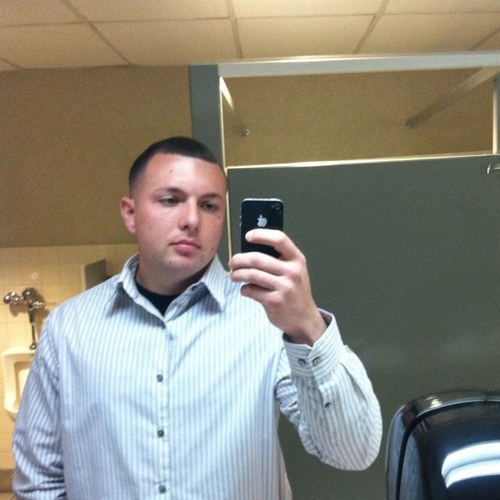 danielnavarrett's profile picture. 