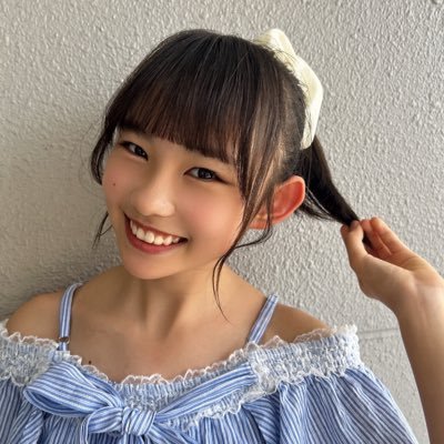 NMB4810期生/2012.9.13(13)/大阪府出身/ニックネーム→きょーか/ペンライト🧡×🟢/好きな食べ物スイカ
