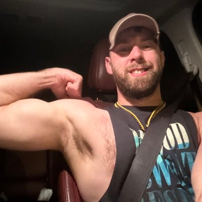 28 Year Old Gay Masculine Beta Submissive Redneck Son 🇺🇸 NSFW CONTENT 18+ ONLY - Son/Beta Pup of @RedneckOkieDad and @FordTechTX