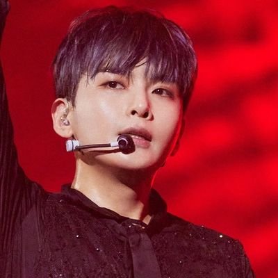 Hi all 🙋🏻♀️ .
My name is 아스마 👸🏻
From my lovely country UAE
🇦🇪 💕
#SUPERJUNIOR 💙
@9ryeong9 💙🦒.
Arab ELF 👸🏻
#INFP 💕
ELF since dec 2013 💕