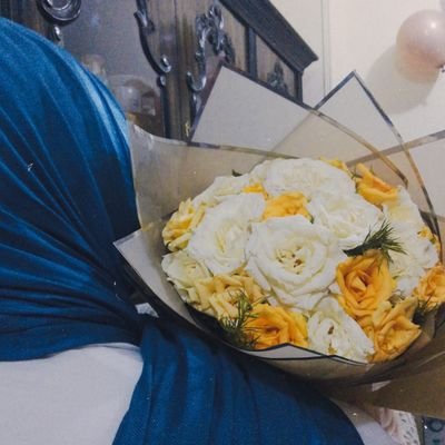 Esraa_Esaam04's profile picture. 🏛_PT | SU_

واليوم أخطوا برفقٍ أكثر بعد ان ركضت لوقت طويل خوفاً من أن يفوتني شيء
 وفاتني كل
 شيء  — محمود درويش