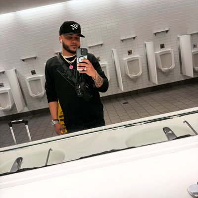 delarosa056's profile picture. Manager ~ @freeclass