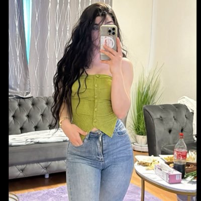 Senorita1731065's profile picture. 🕰 Fashion fades, 😘style is eternal.”😘🥰😍🥰😍