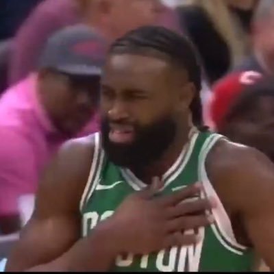 SammmmyHoops's profile picture. 19 - mostly jus celtics ☘️ #DifferentHere