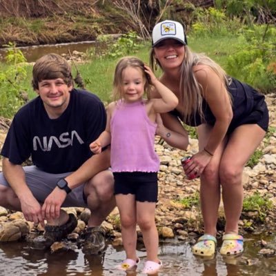 RippElizabeth's profile picture. Captivated by astronomical grace. Africa.     💍👧🏽