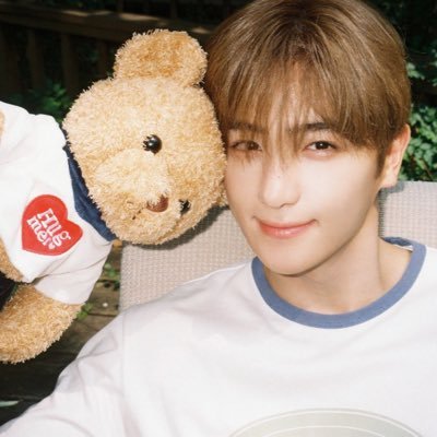 🎁 𝚖𝚢 𝚙𝚛𝚎𝚜𝚎𝚗𝚝 #현재 ₊˚⊹♡🧸ྀི♡‧₊˚ #더보이즈 #JUSTICEFORJUHAKNYEON
