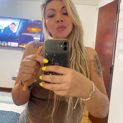 🐘 Mamá & Periodista. Mujer en la política. Made in Cali. #Paz #Ddhh #Mujeres #Política. Currently in Medellín 🇨🇴