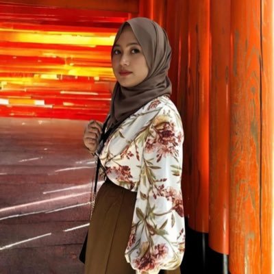 nxjwxzmi's profile picture. @RasydanRabbanii’s 💍