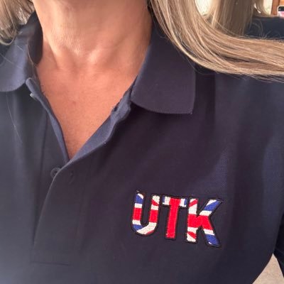 I’m proud to be British. Far right apparently🤷🏼♀️ #smallholding #Hareslivesmatter #growyourown 🚜 NO FARMERS NO FOOD 🚜