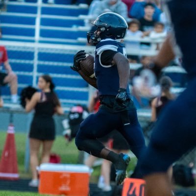 TheLastBreed_'s profile picture. 5’9 190 | Class of 27’| RB/LB|Timber Creek| 3.3 GPA | Head coach - @coachb_wright79 | C.O.E Email:reddbam4@gmail.com , 21szznn@gmail.com