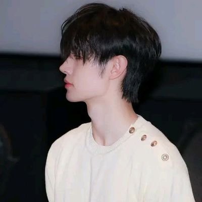 Vita1975641's profile picture. ✨The world is not what it seems.🫧