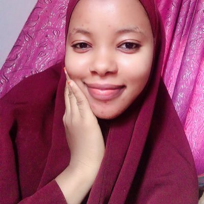 weird || unbothered || bants ||a retired cook.... founder @elegance_by_deeda @dees.fabric