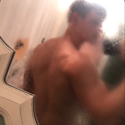 JustChr1s16's profile picture. 