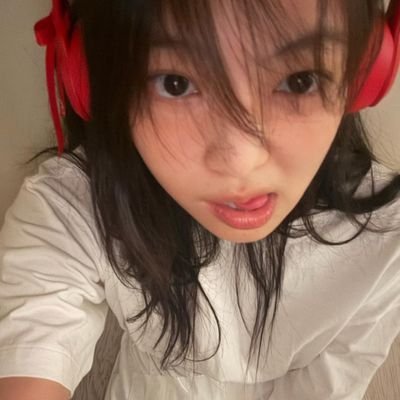 PlnkOpaIism's profile picture. Idgaf