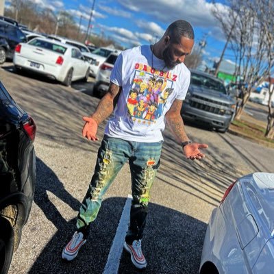 Ball is still Life 🏀 Nawf 〽️e〽️phi💲baby👍🏽 Cool Laid Back Guy😎 Big Sag ♐️