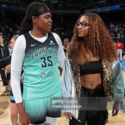 🏀 + 🏈 + 🎶 + ✝️ = me | WNBA, Angel Reese, NFL, Taylor Swift & faith I’m a girl /woman :)