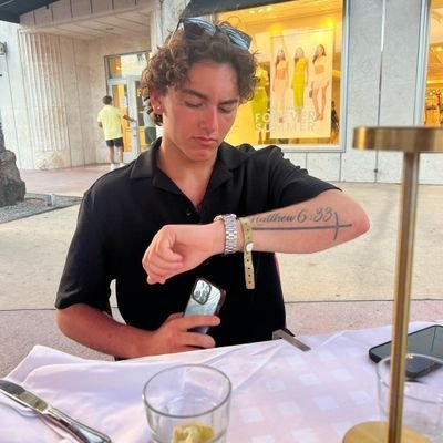 📈 | Futures Trader
🤝 |1on1 Personal Mentoring
💵 | Bringing Traders to $10K+/Mo