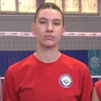 full time Nilüfer amigosuyum. Mercury. Woso. bir numaralı iman ndiaye savunucusu. rugby ve futbol oynuyorum