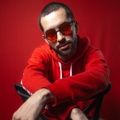 guicolombopqt's profile picture. O essencial é invisível para os olhos.