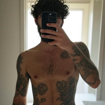 rjcruising's profile picture. 