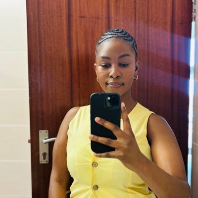 Greattree___'s profile picture. Kuzaliseka iintsikelelo ngoba uYesu uyalawula