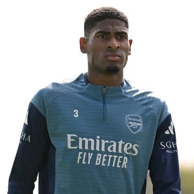 zipraven's profile picture. Am a gooner even after life 💕

football is my breath tho am on life support machine  currently .

Till i make mum happy I'm not entitling myself  a success