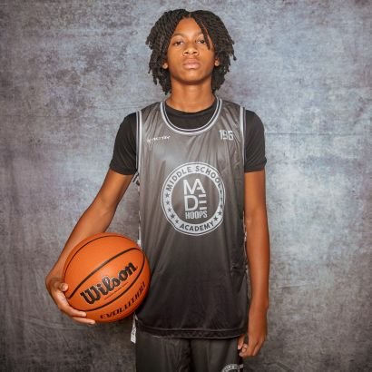 James Walton III /Class of 2030
5'8 125lbs/ Pierce Middle School
/Indiana Elite 2030 PG/SG
IG/@Jaywalton2030