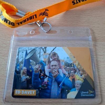 Londoner loves reading and listening to music. Passionate about politics in the UK 🇬🇧, USA 🇺🇸 and Europe 🇪🇺 @LibDems member 🔶️🕊