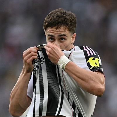 Mattia_Guida03's profile picture. Genève 
33
⭐️⭐️⭐️⭐️