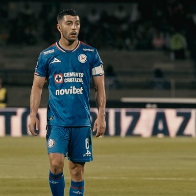Jugador de @CruzAzul y @miseleccionmx Instagram: @eriklira Contacto: @staypro