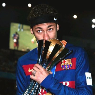 essey_russ's profile picture. 